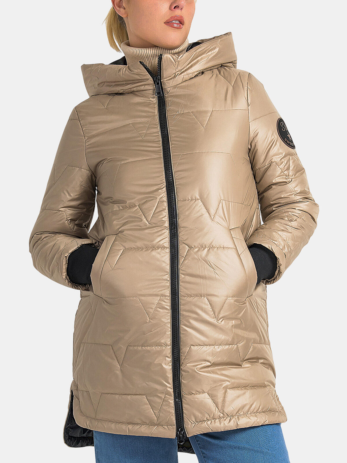 Kurtka ze ściągaczami