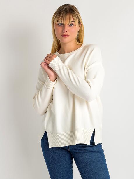 Sweter z domieszką wiskozy