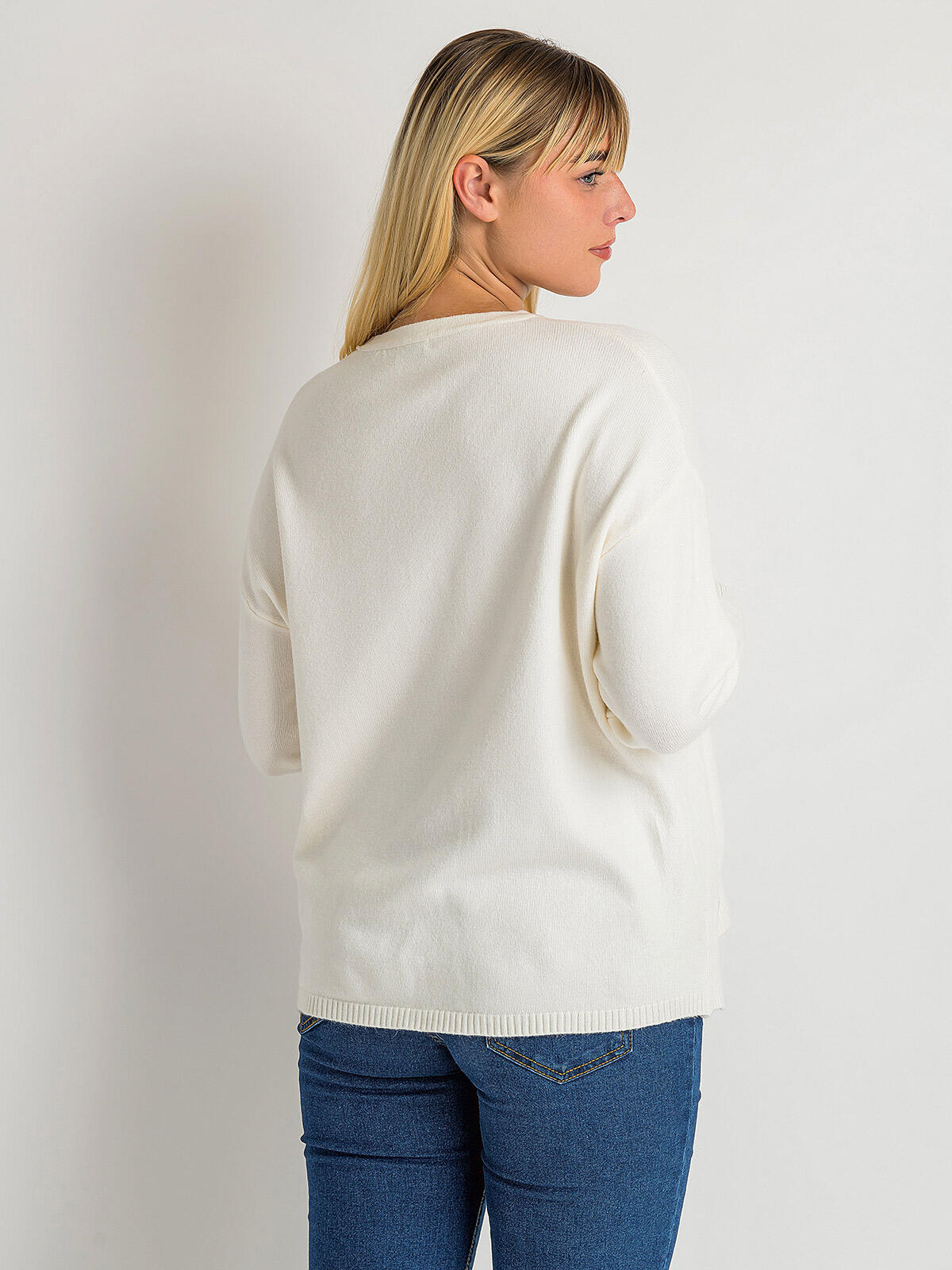 Sweter z domieszką wiskozy