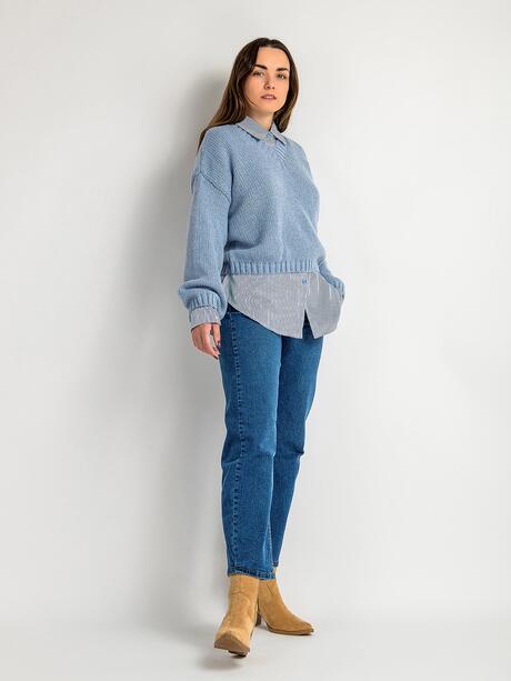 Sweter z dekoltem w serek