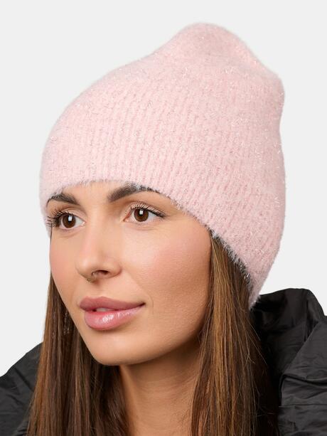 Czapka z błyszczącą nitką