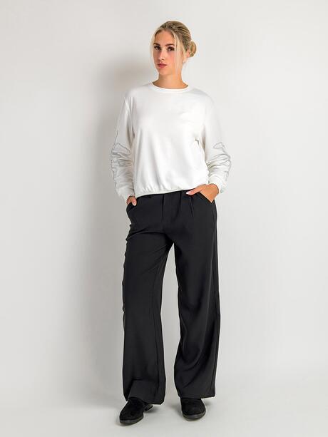 Bluza z ozdobnymi rękawami