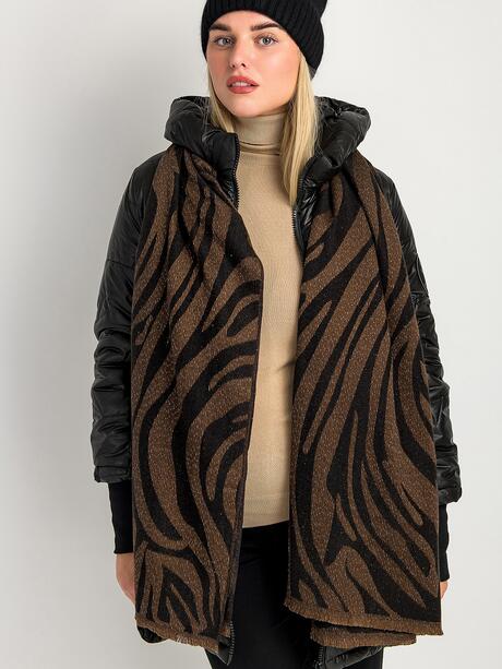 Wzorzysty szalik z błyszczącą nitką