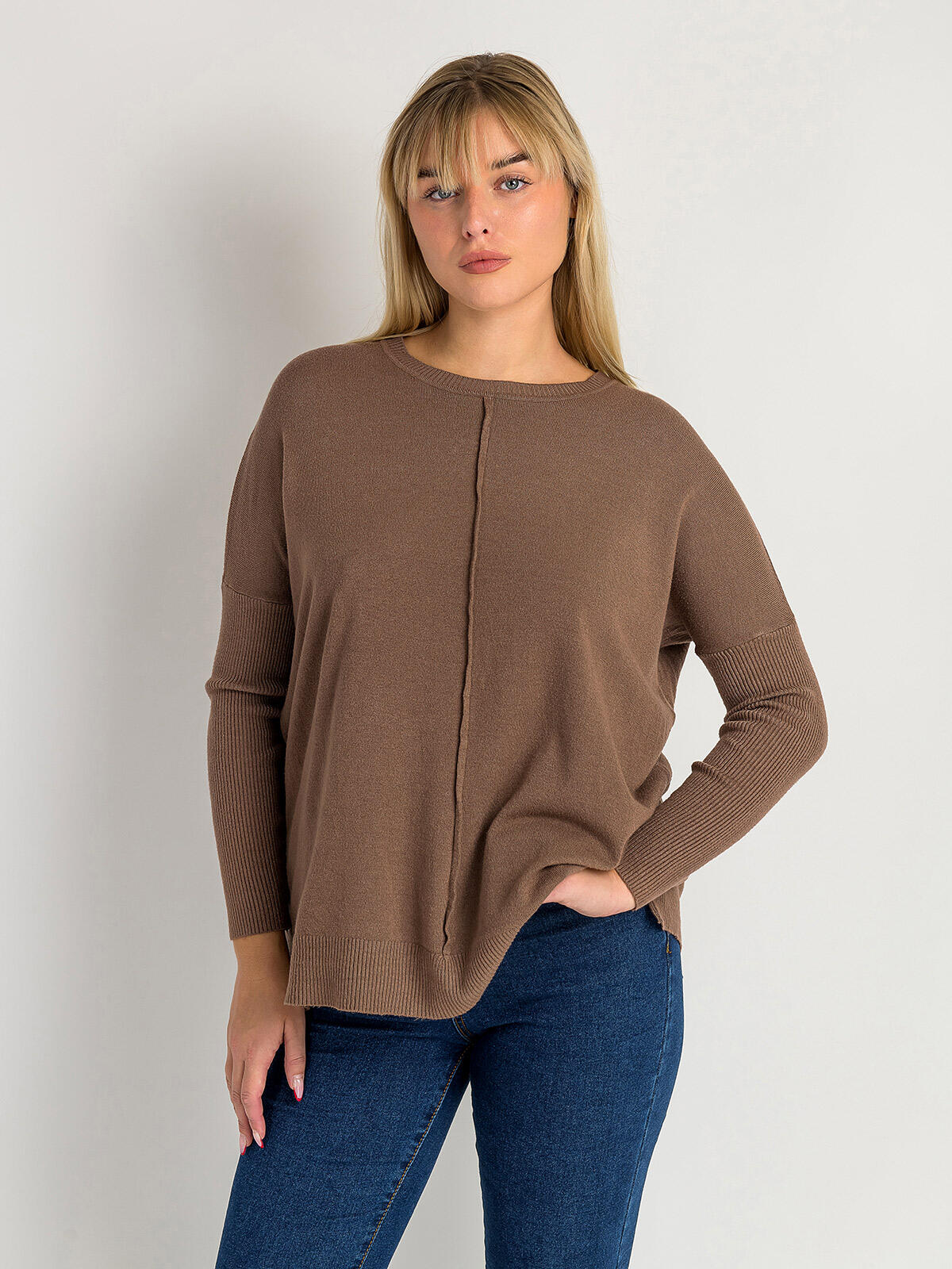 Sweter z domieszką wiskozy