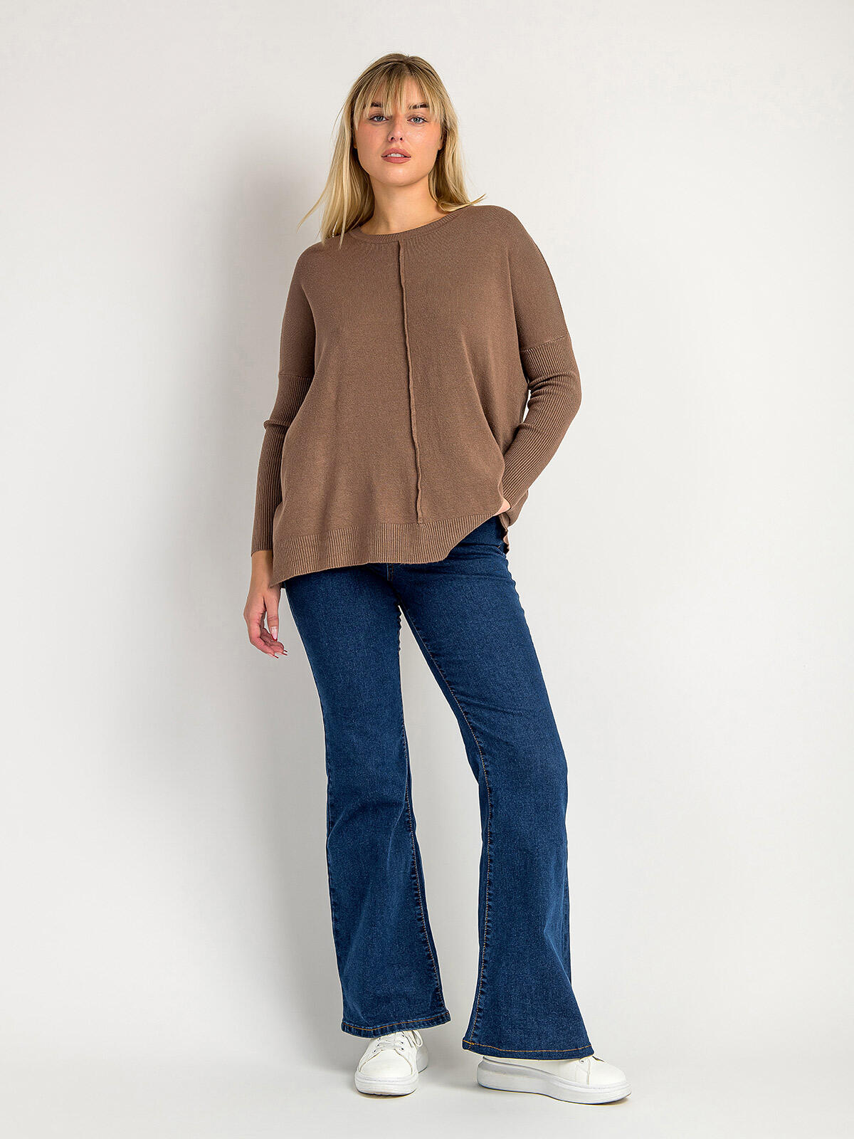 Sweter z domieszką wiskozy