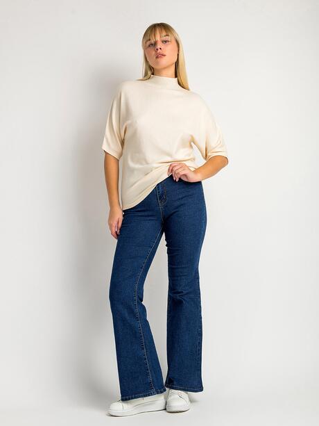 Sweter z domieszką wiskozy