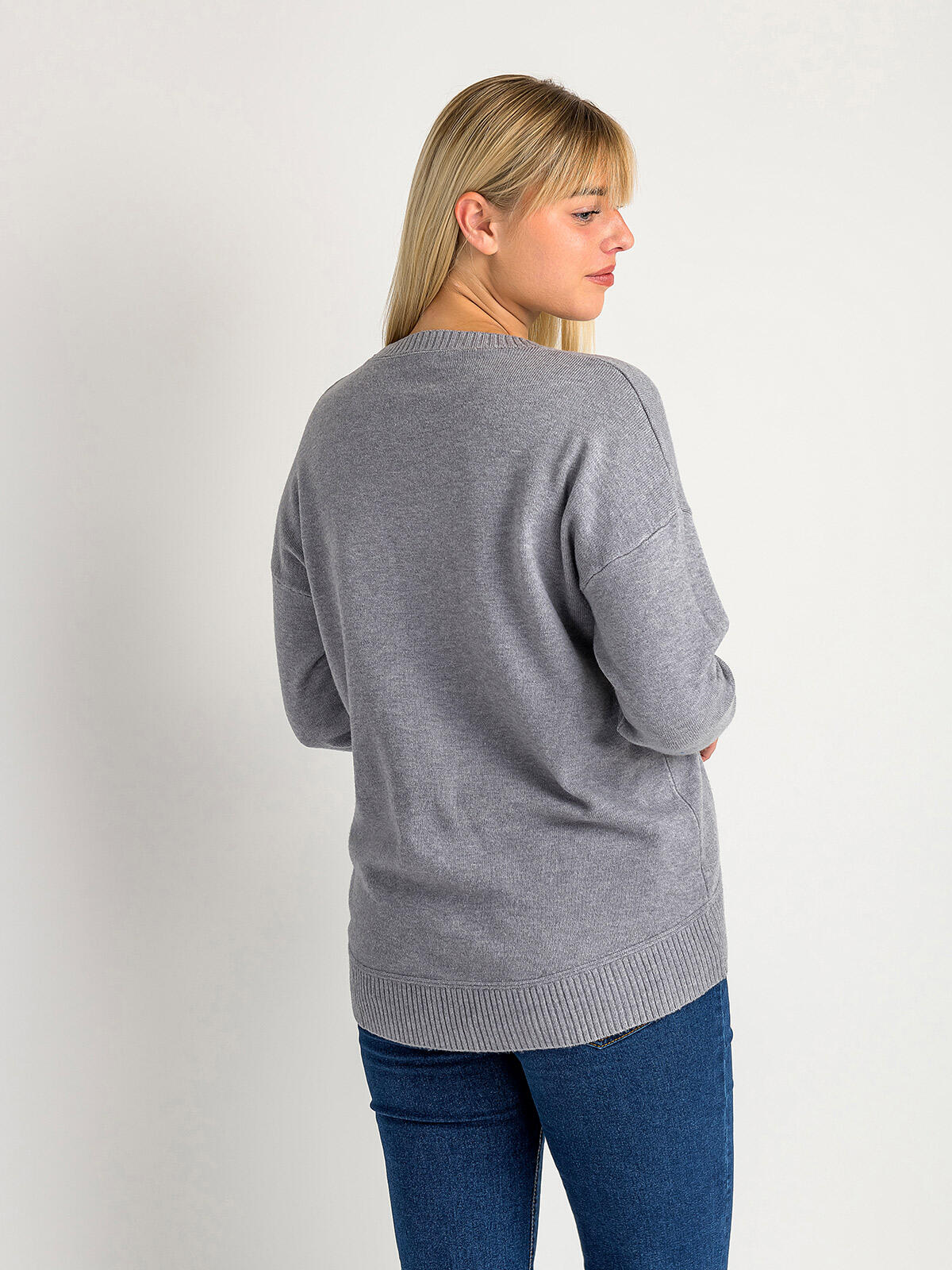 Luźny sweter z wiskozą