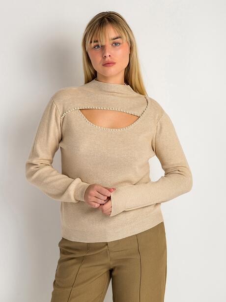 Sweter z wyciętym dekoltem