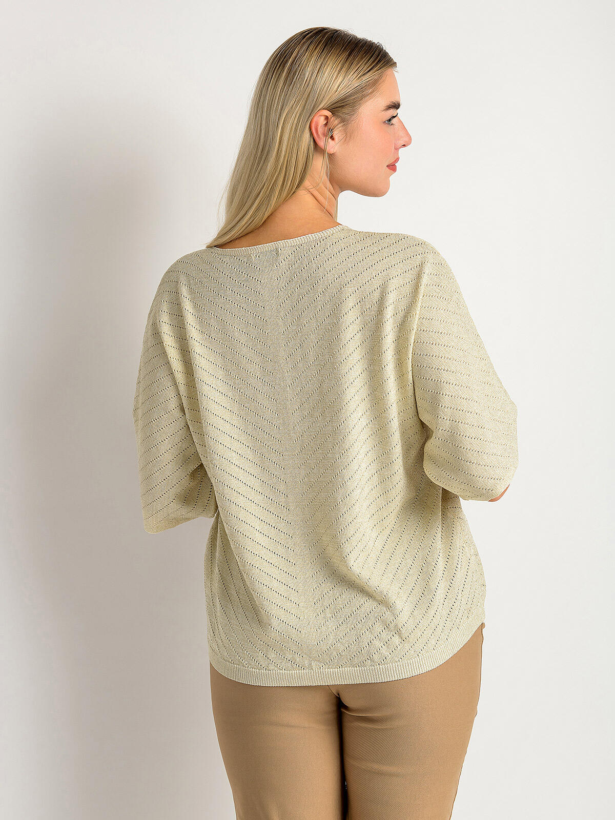Bluzka w ażurowym splocie