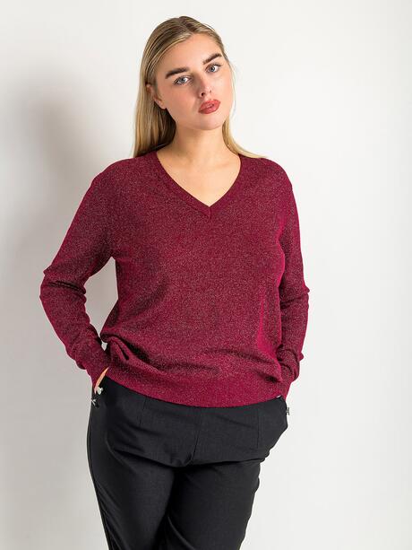 Sweter z błyszczącą  nitką