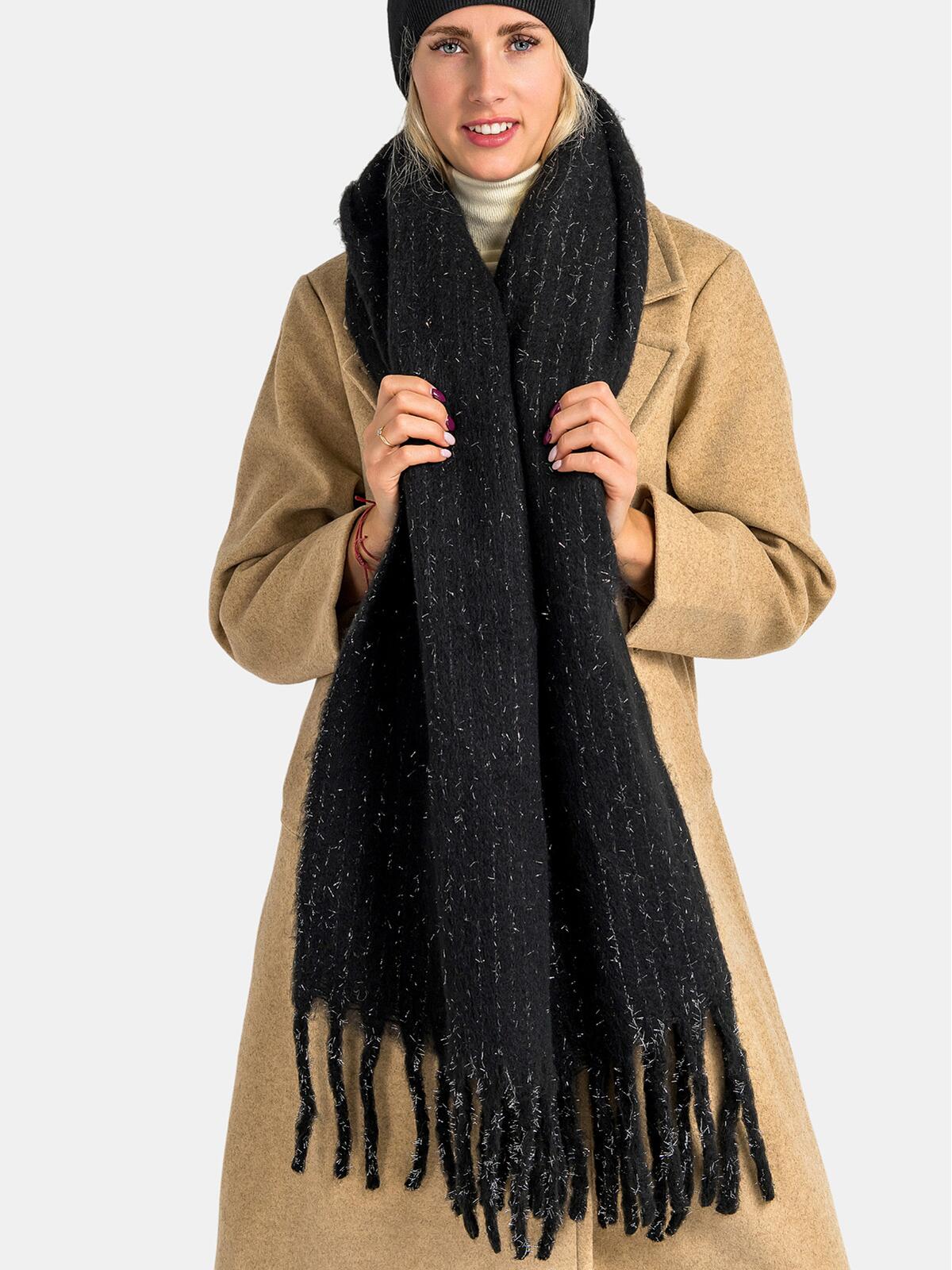 Szalik z błyszczącą nitką