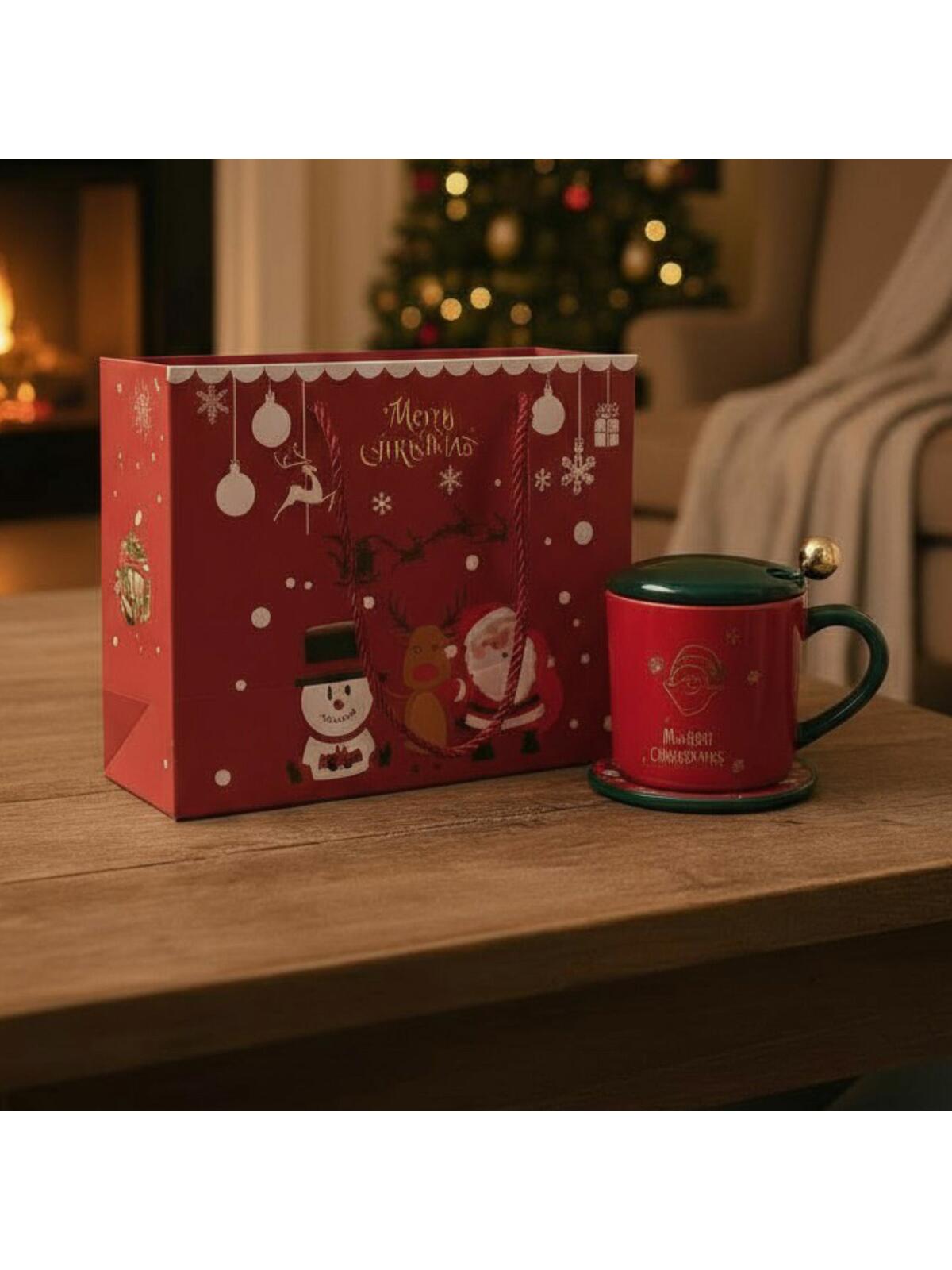 Kubek świąteczny z pokrywką i łyżeczką