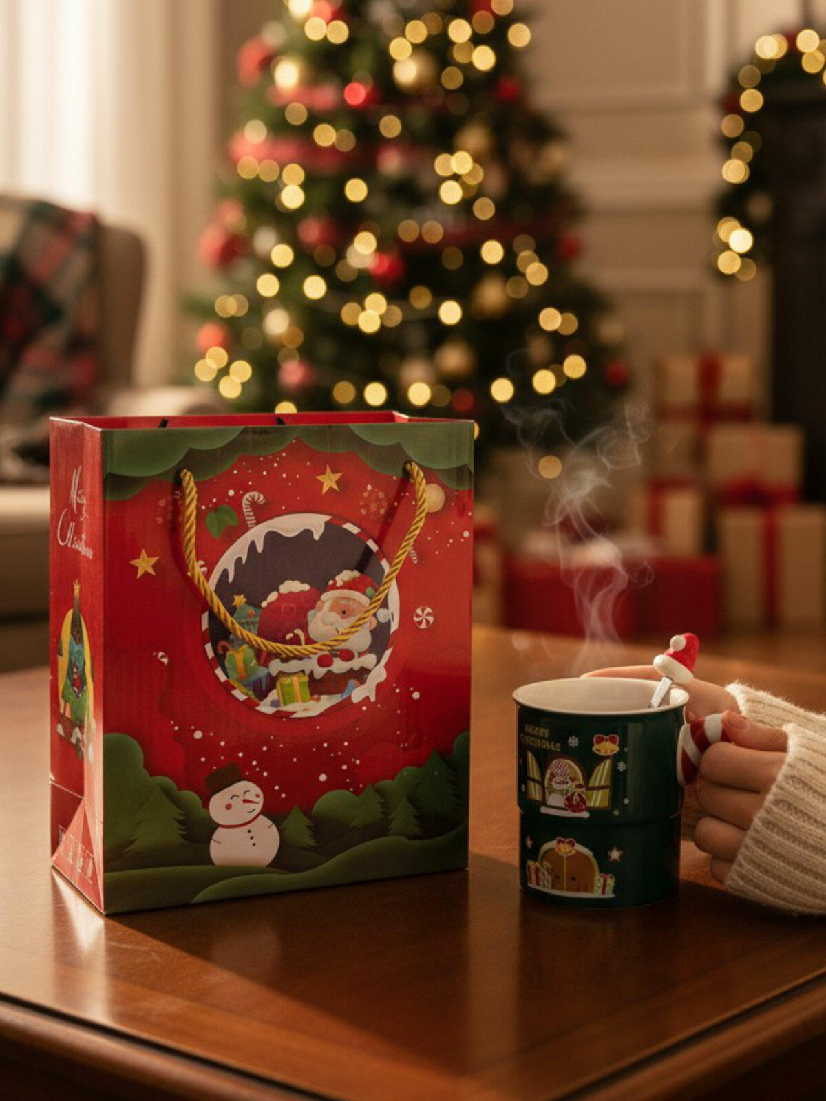 Kubek świąteczny z łyżeczką