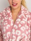 Wzorzysty szlafrok z domieszką bawełny