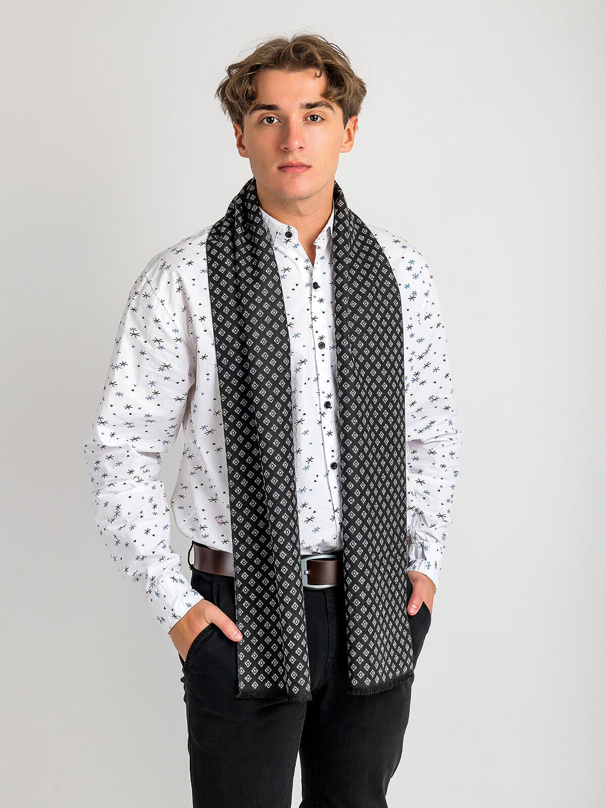 Szalik z domieszką wiskozy