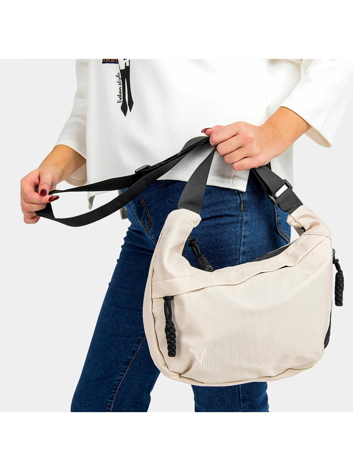 Torebka z regulowanym paskiem