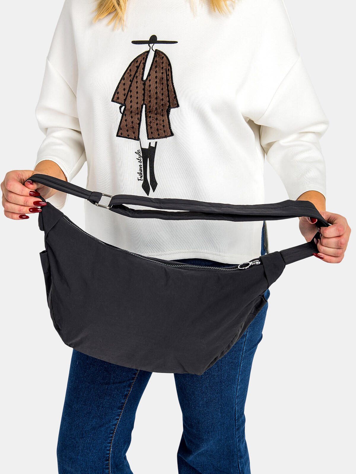 Torebka z regulowanym paskiem