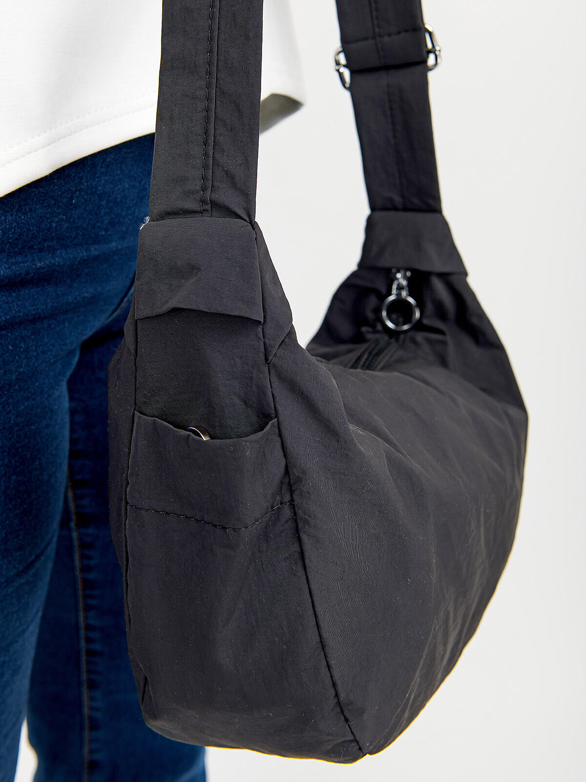 Torebka z regulowanym paskiem