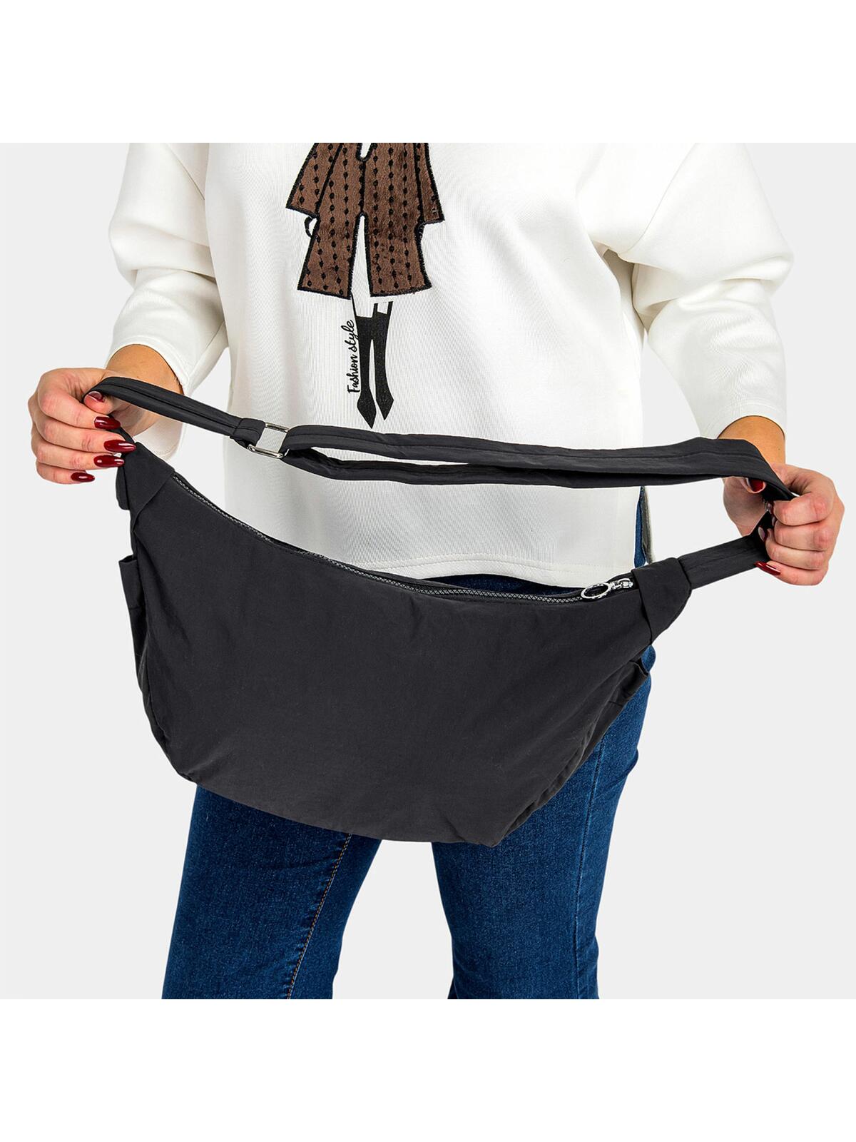 Torebka z regulowanym paskiem