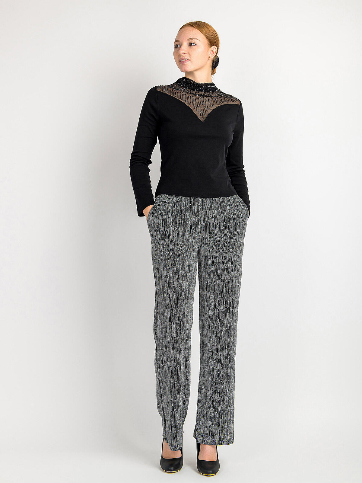 Bawełniana bluzka z ozdobnym dekoltem