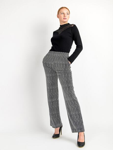 Błyszczące spodnie