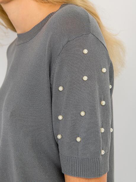 Sweter z ozdobnymi rękawami