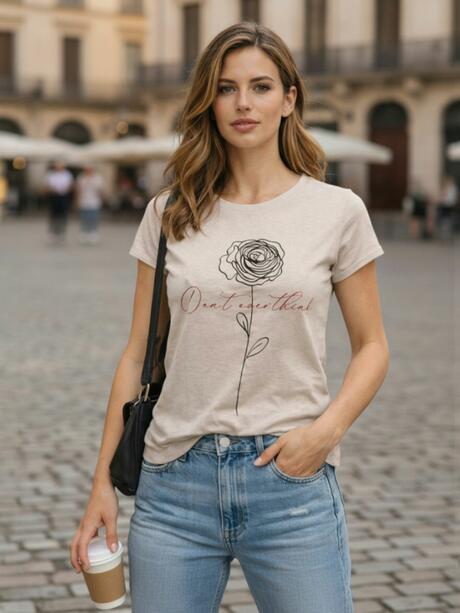 T-shirt bawełniany z nadrukiem