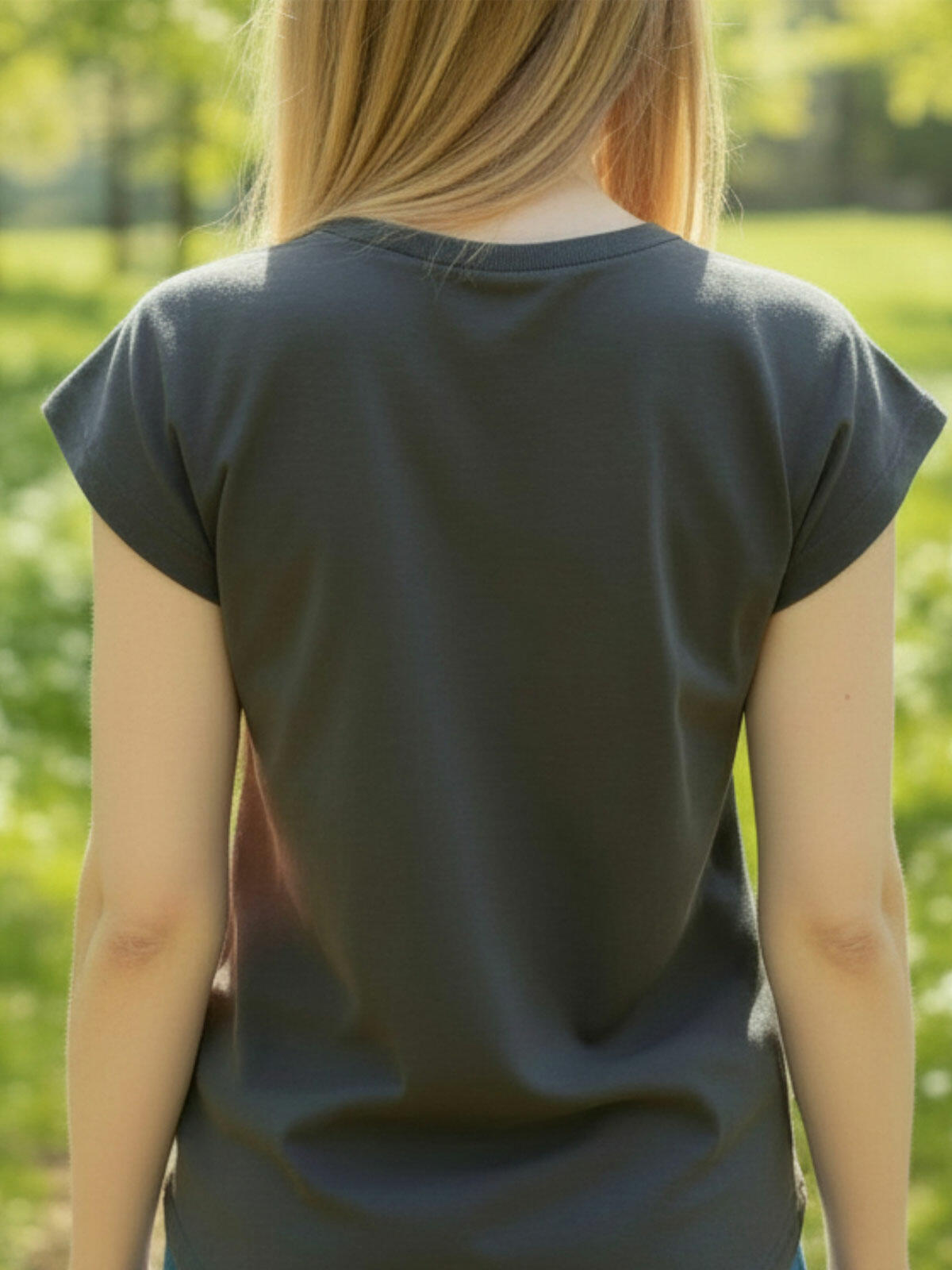 T-shirt z flokowanym napisem