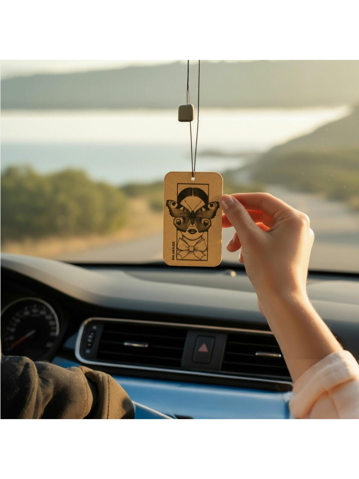 Odświeżacz samochodowy wanilia