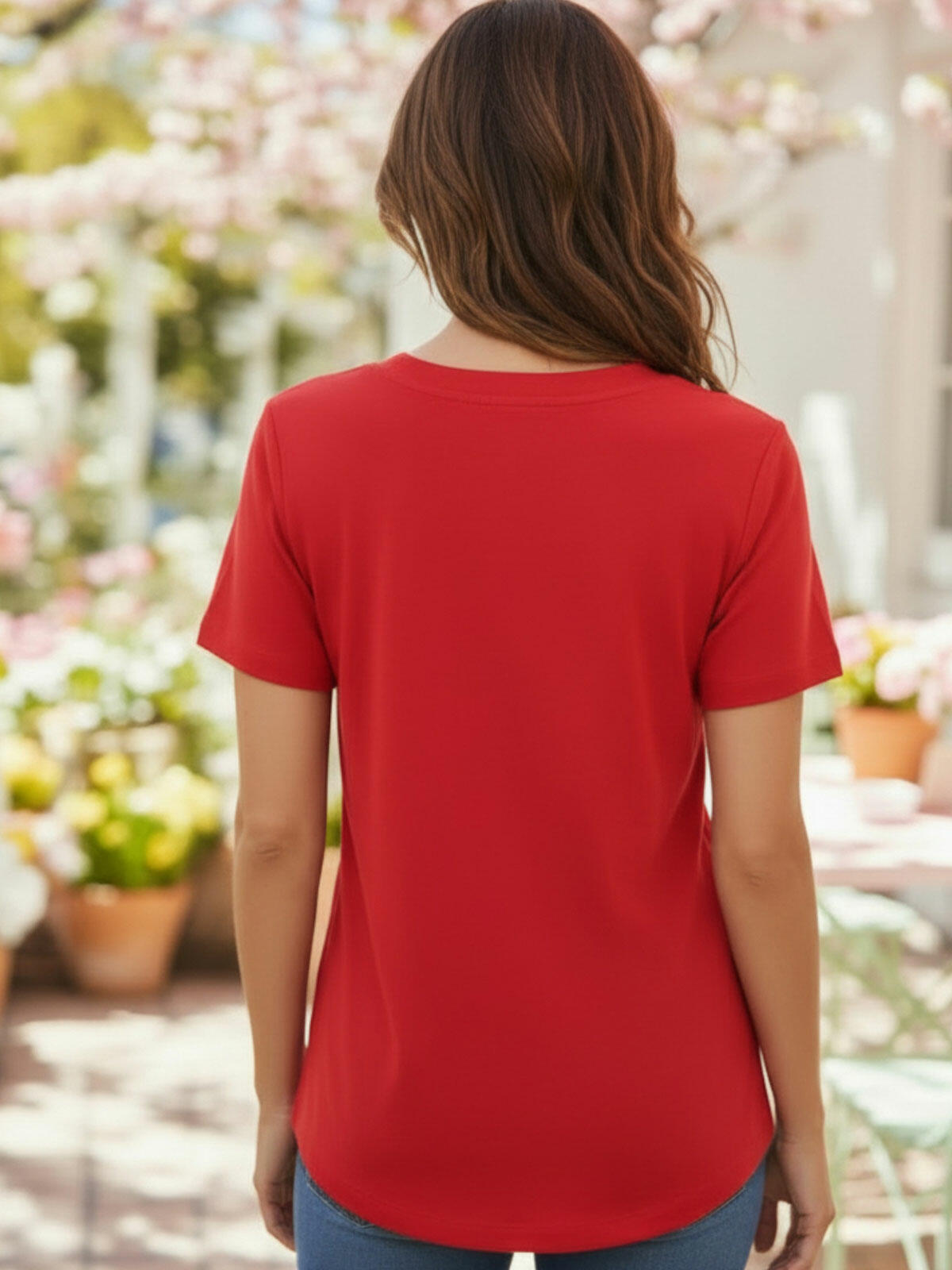 T-shirt z dekoltem w serek