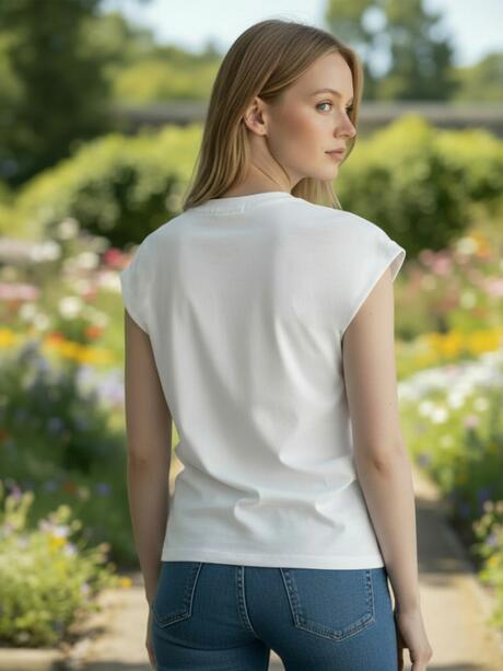 T-shirt z połyskującym nadrukiem