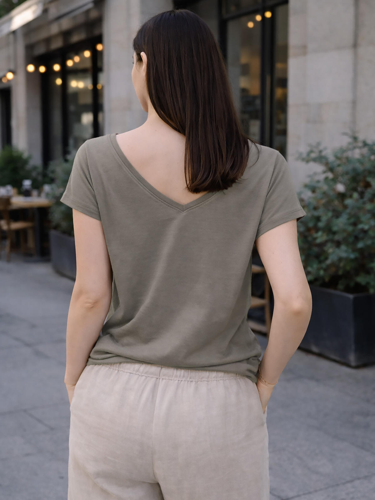 Bluzka z dekoltem w serek