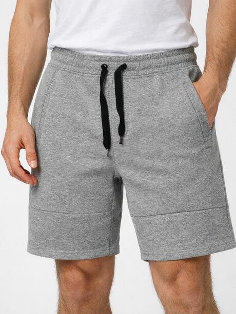 Szorty z kieszeniami