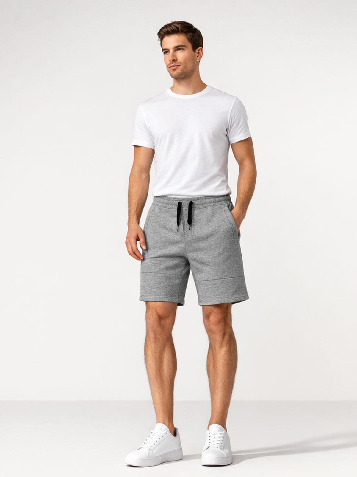 Szorty z kieszeniami