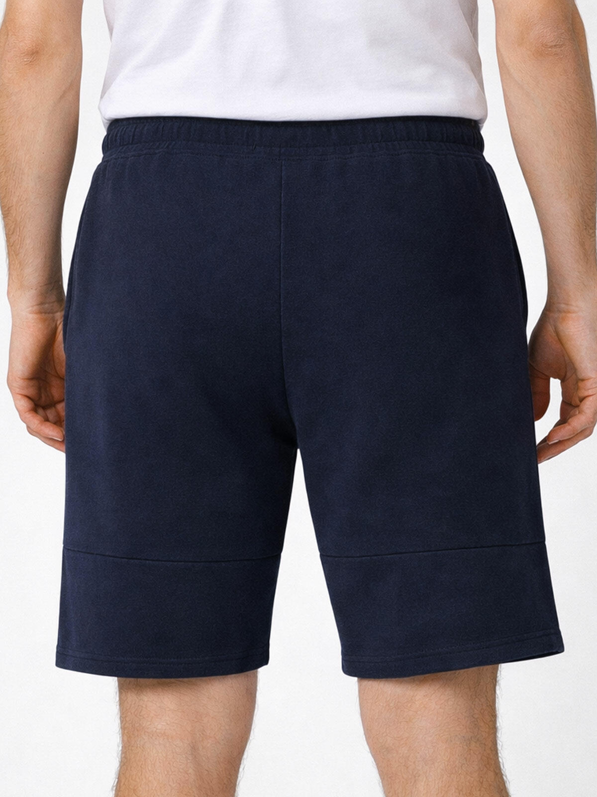 Szorty z kieszeniami