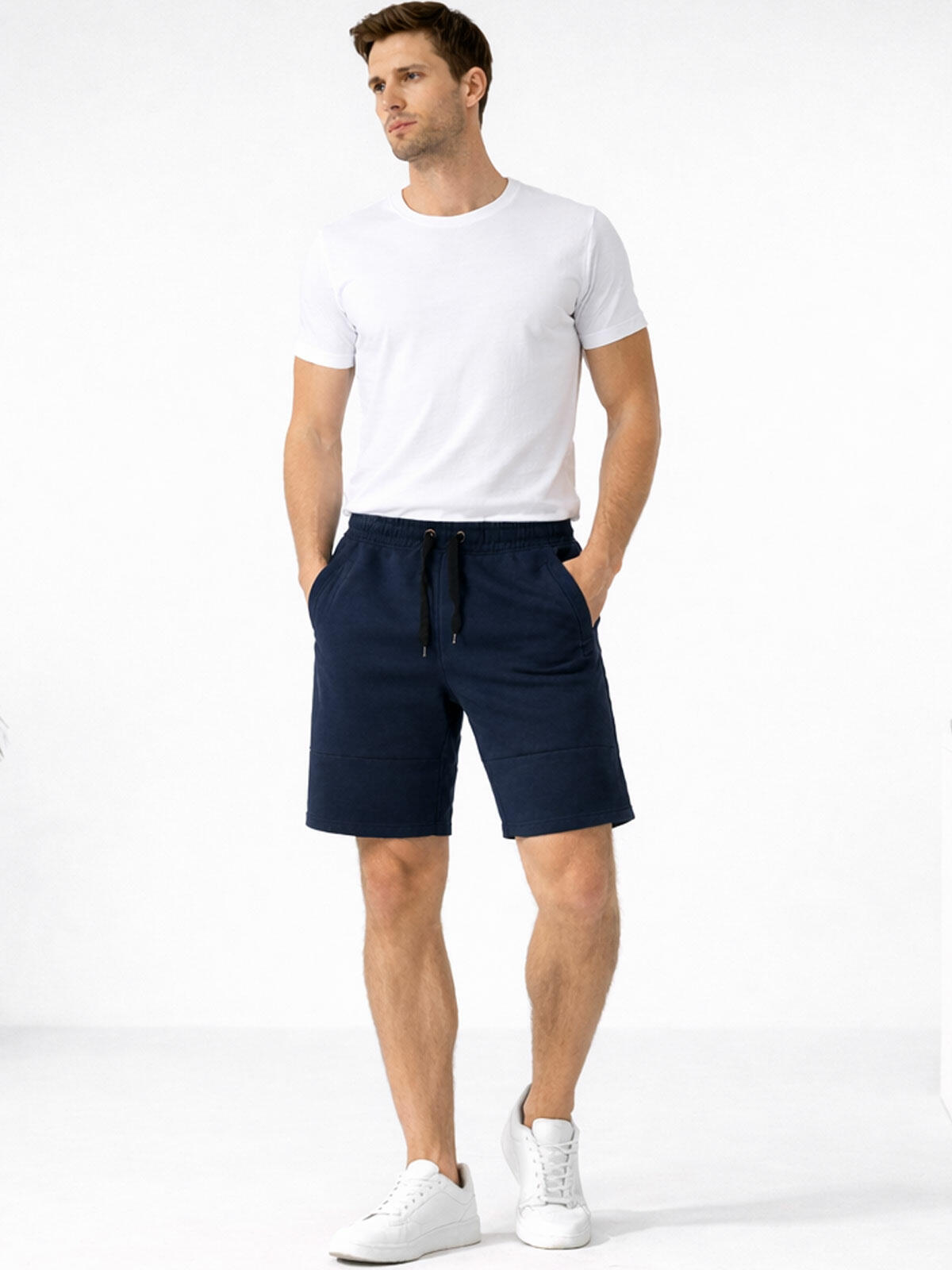 Szorty z kieszeniami