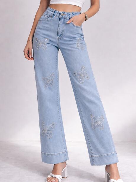 Jeansy z szeroką nogawką