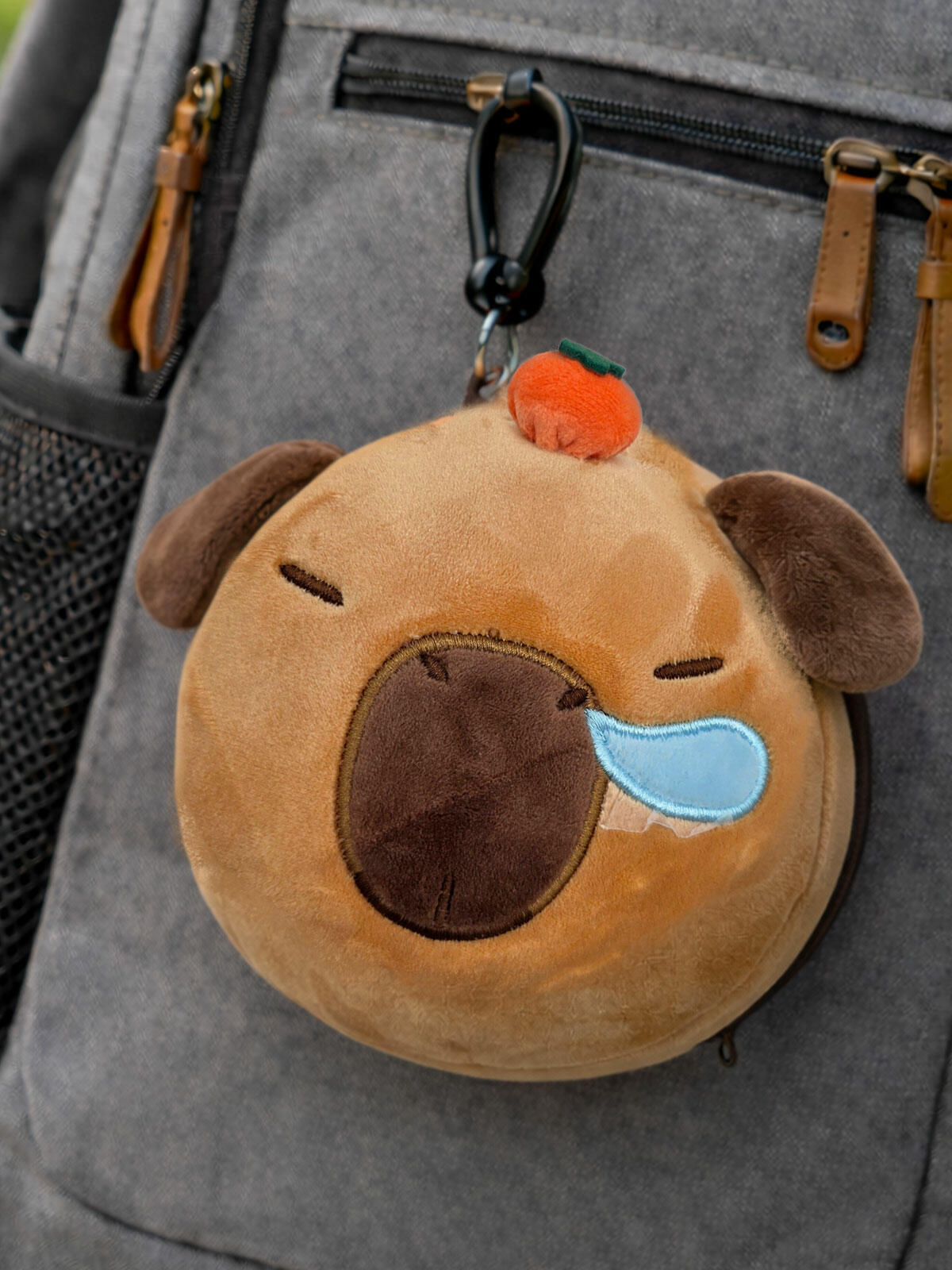 Poduszka z opaską 2w1