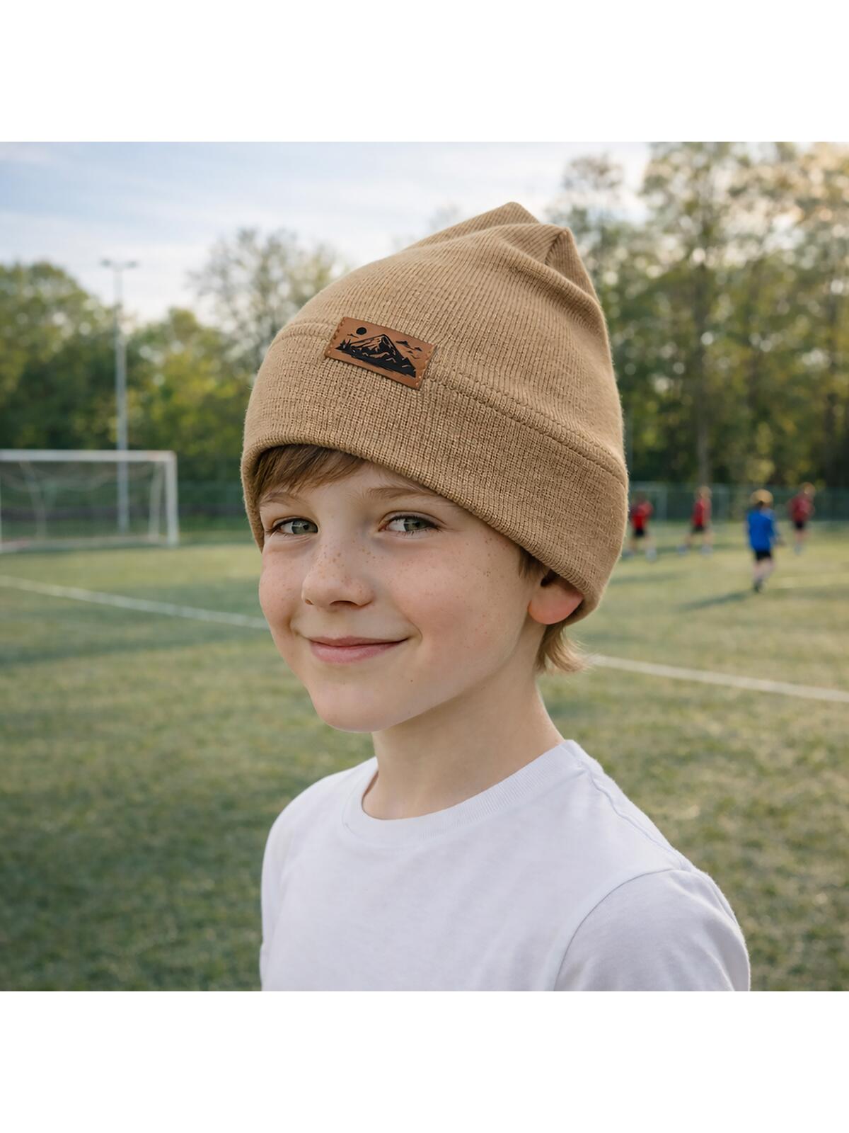 Czapka bawełniana z naszywką