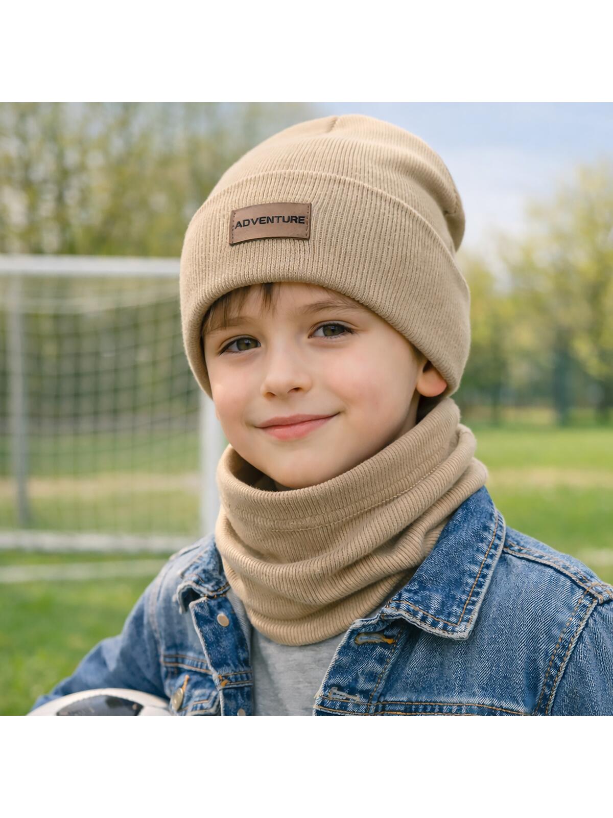 Zestaw czapka i komin