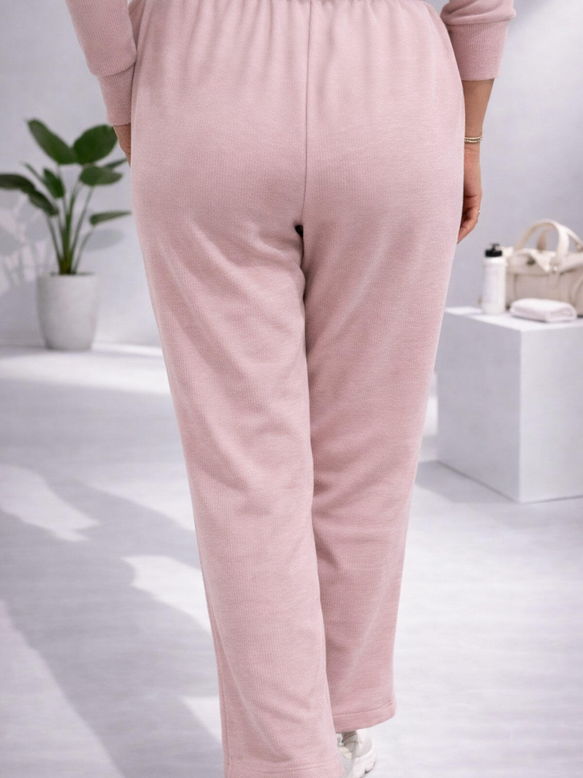 Spodnie bawełniane z prostą nogawką