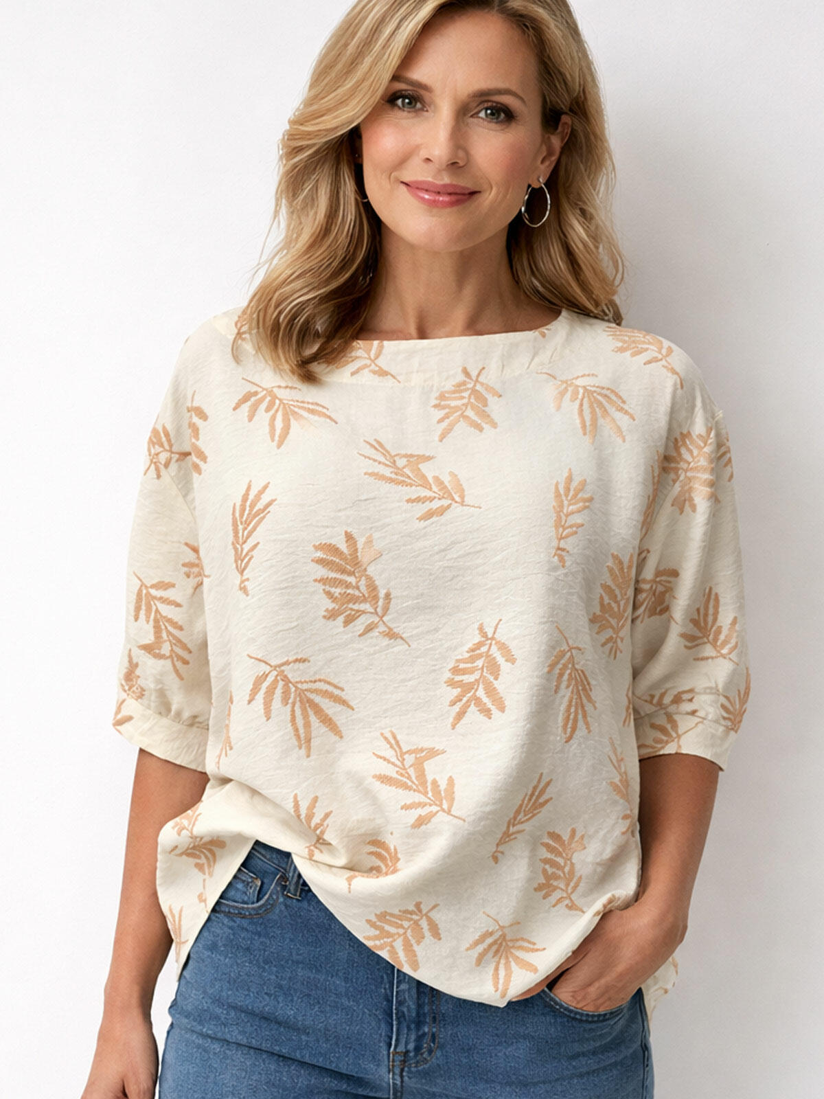 Bluzka ze strukturalnym wzorem