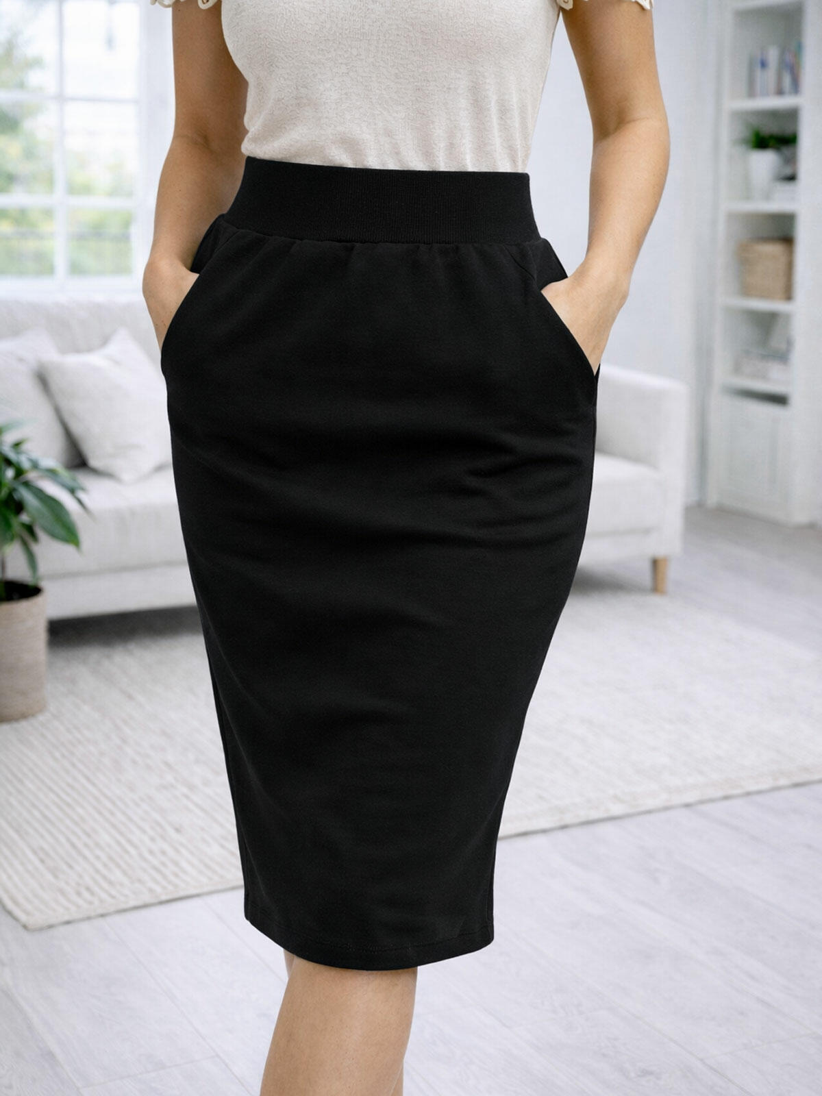 Spódnica z kieszeniami