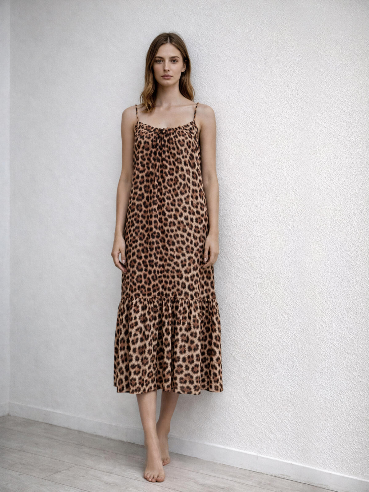 Stylowa sukienka z wiskozy