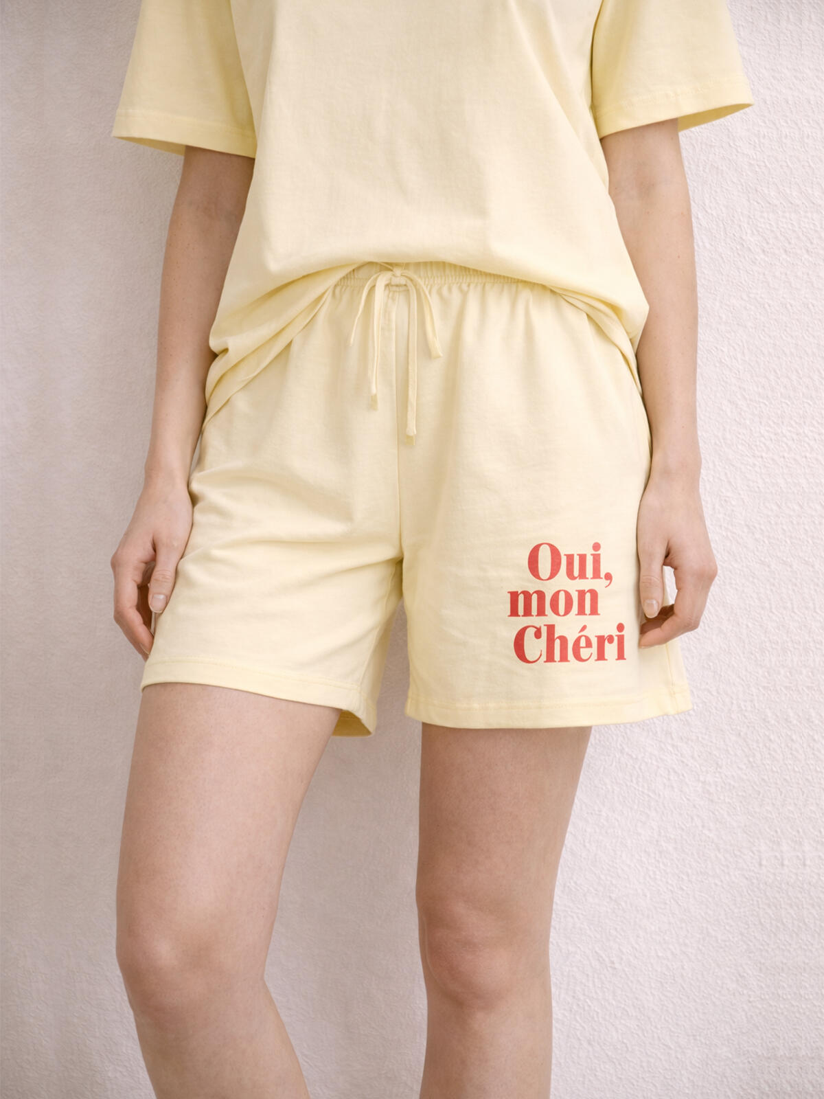 Szorty z kieszeniami