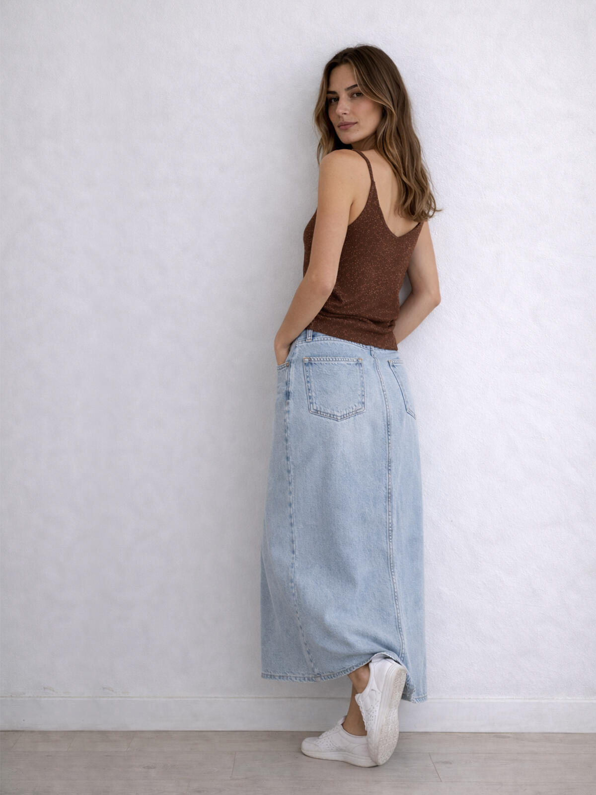 Top z dekoltem w serek