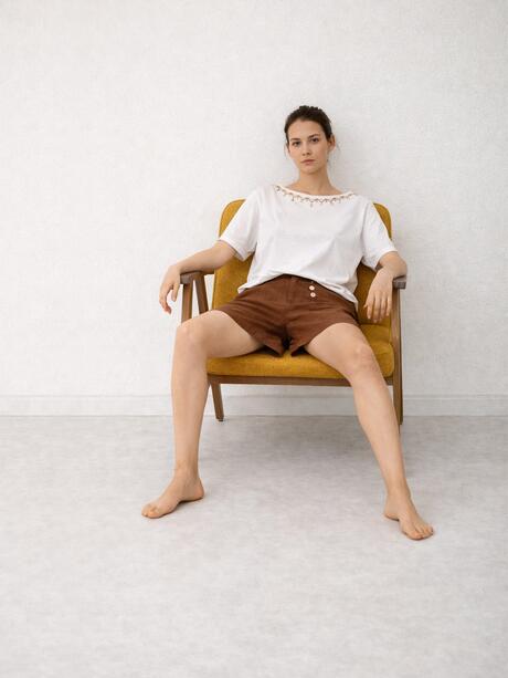 Bawełniana bluzka z ozdobnym dekoltem