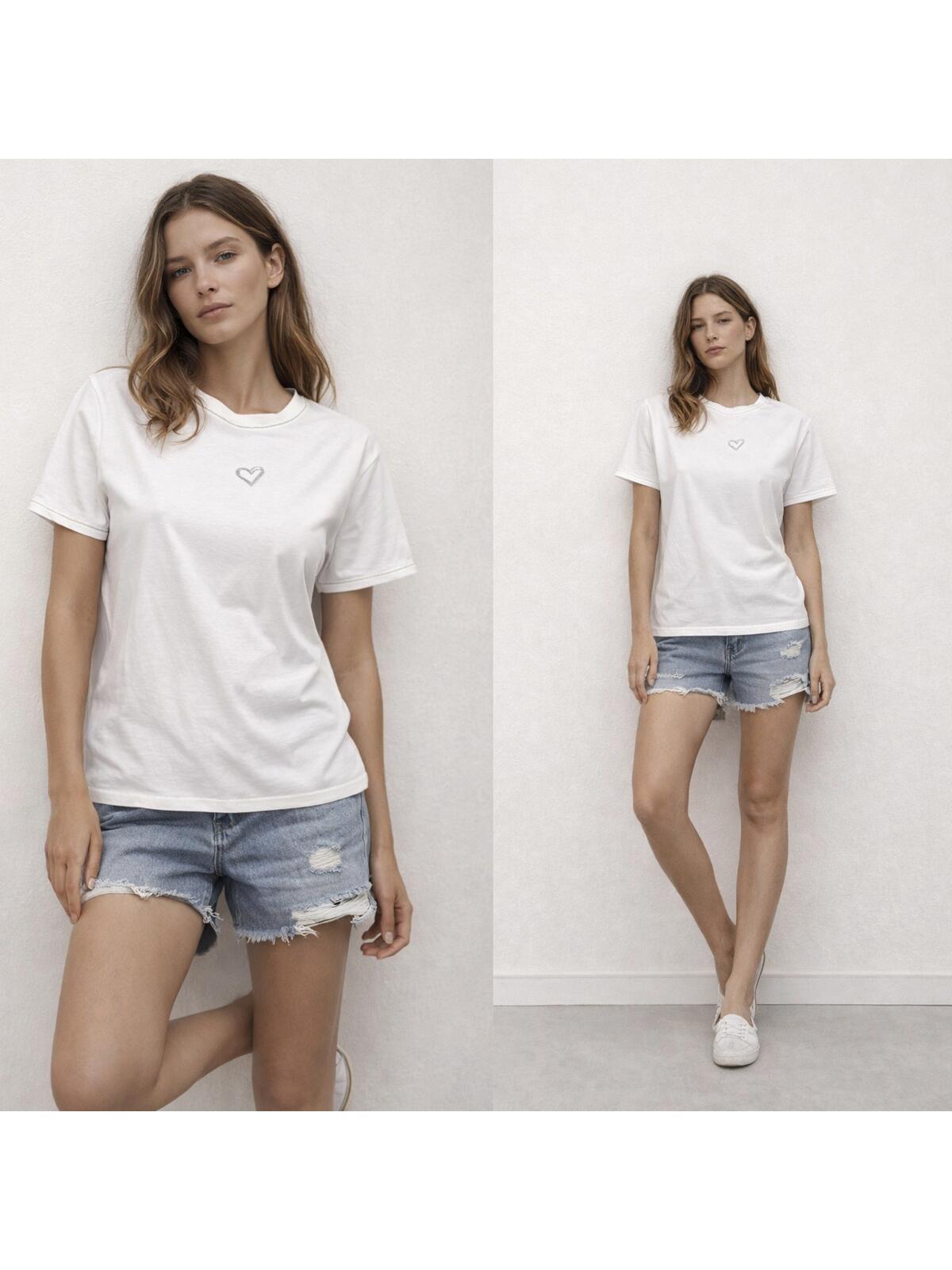 T-shirt z minimalistycznym haftem