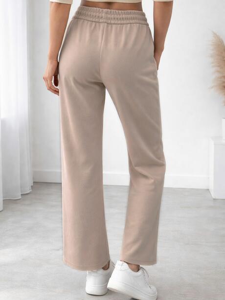 Spodnie dresowe z kieszeniami