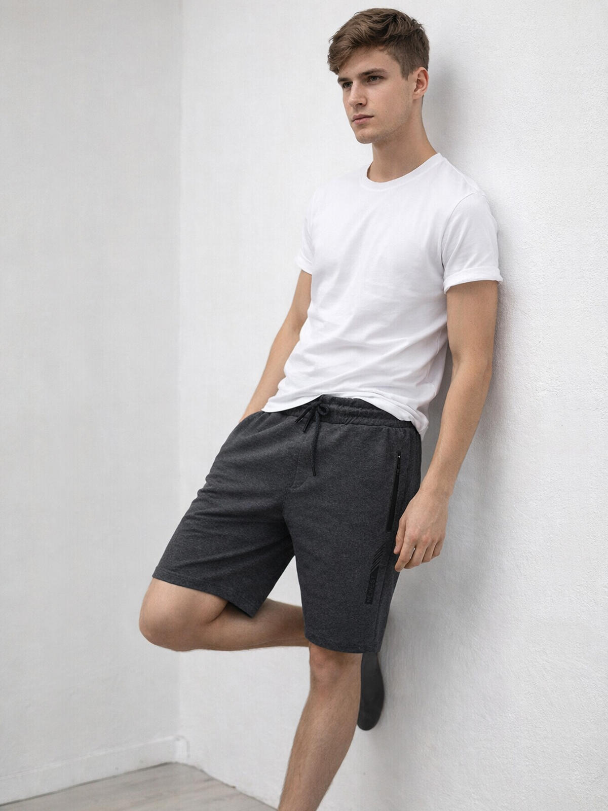 Szorty z kieszeniami